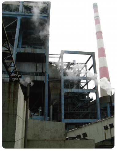 東營勝利發(fā)電廠新增脫硝設(shè)備基礎(chǔ)加固。( 2013年)